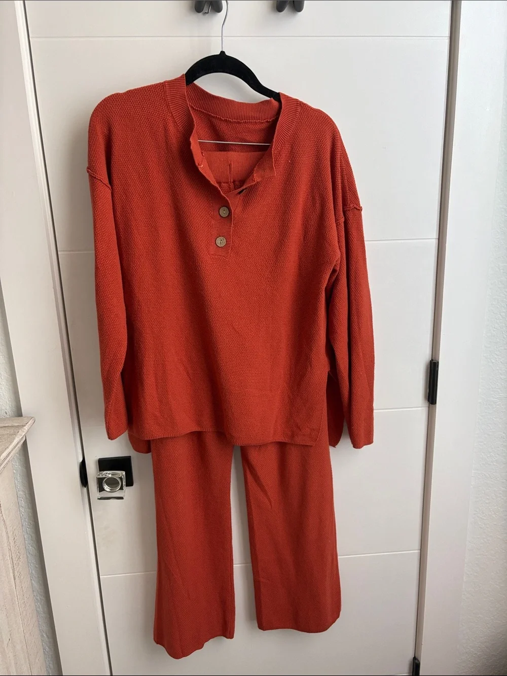 Women’s Cozy Henley Lounge Set - Rust